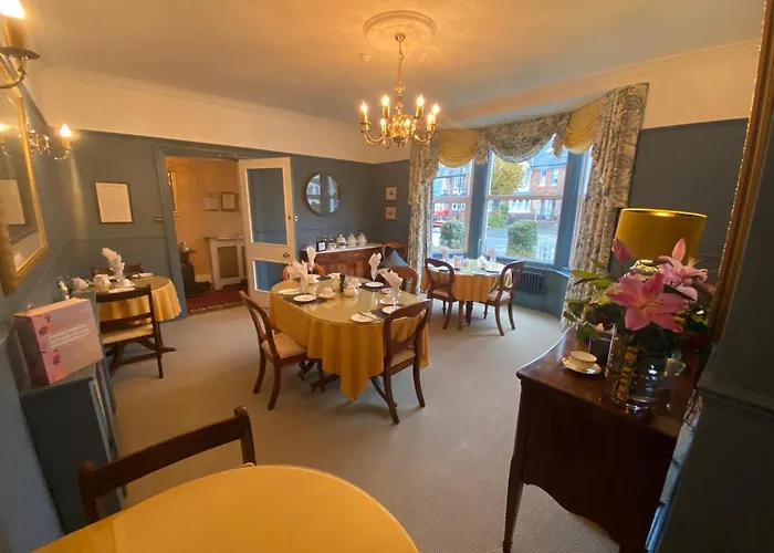Twelfth Night Guesthouse